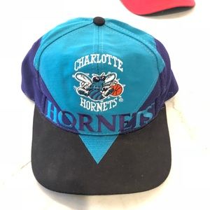Vintage Charlotte Hornets SnapBack hat